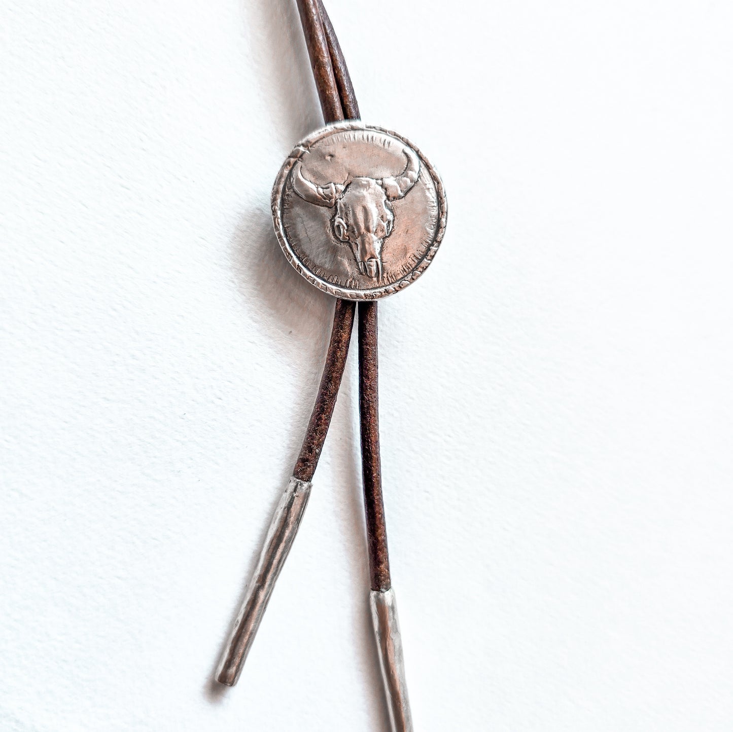 BISON ~ BOLO